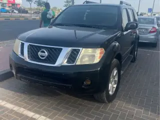 2012 Nissan Pathfinder in Fujairah used car