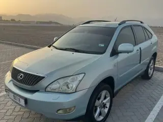 2004 Lexus RX in Fujairah used car