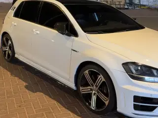 2016 Volkswagen Golf in Fujairah used car