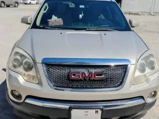 2011 GMC Acadia in Fujairah used car